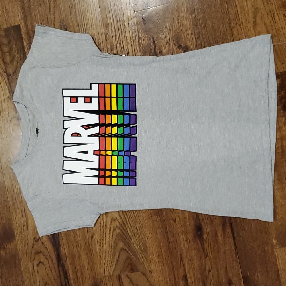 Womens Marvel multi color logo short sleeve tshirt size S